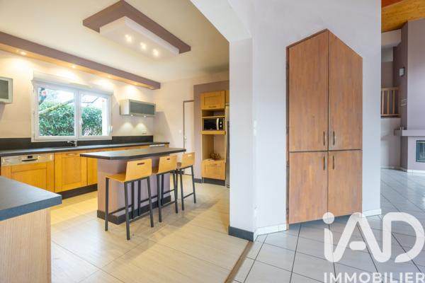 Maison à vendre 9 pièces 200 m² Tournefeuille