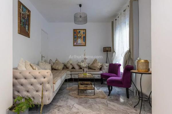 Vente                                                      Maison
                        
                     5 pièces                      100 m2                     à Morestel