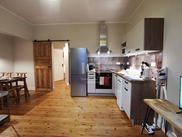 Appartement Couëron bourg 2 pièce(s) 47 m²  face Loire avec balcon, parking et garage