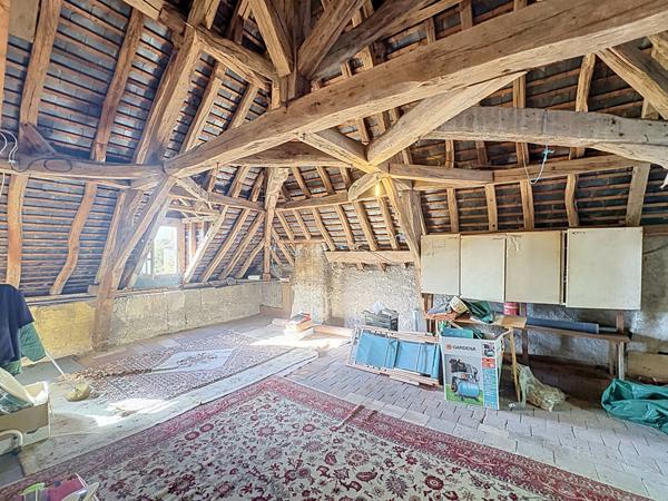 Maison ancienne Nazelles Négron 122 m²