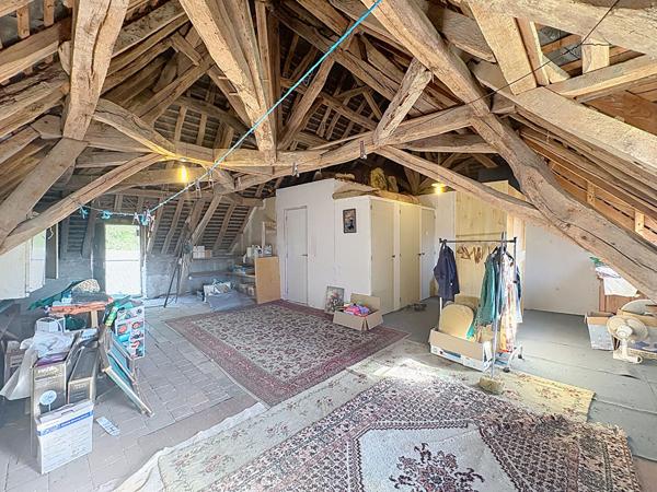 Maison ancienne Nazelles Négron 122 m²