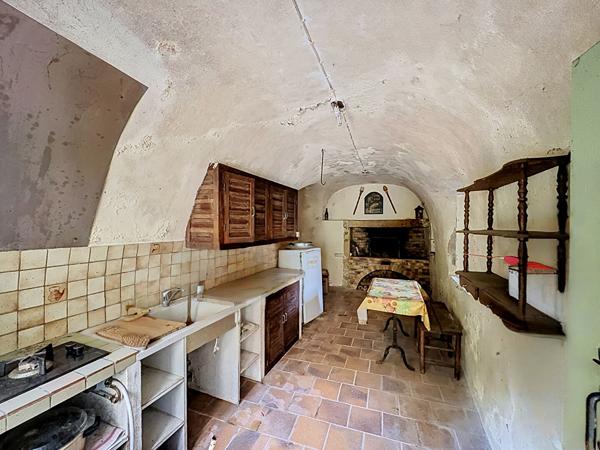 Maison ancienne Nazelles Négron 122 m²