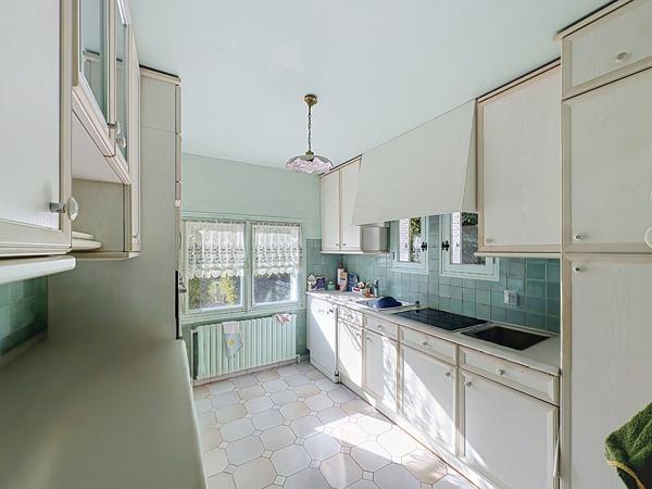 Maison ancienne Nazelles Négron 122 m²