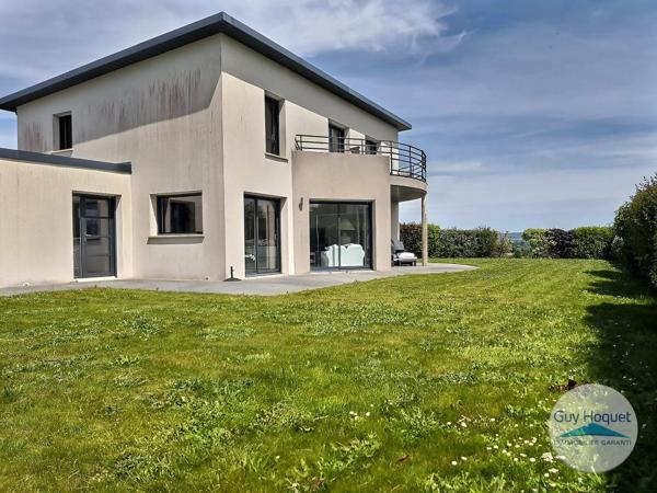 A louer Maison T8 secteur Le Douvez à GUIPAVAS