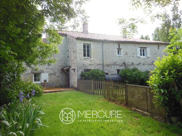 Maison à Coulonges-sur-l'Autize