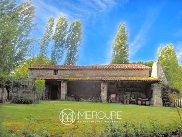Maison à Coulonges-sur-l'Autize