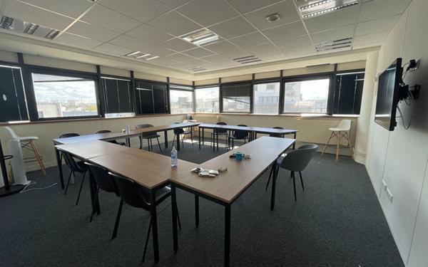 Immeuble à vendre    1 pièce •  Meaux