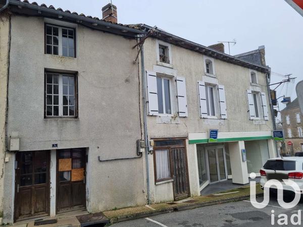 Maison de village 8 pièces de 192 m² à Thénezay (79390)