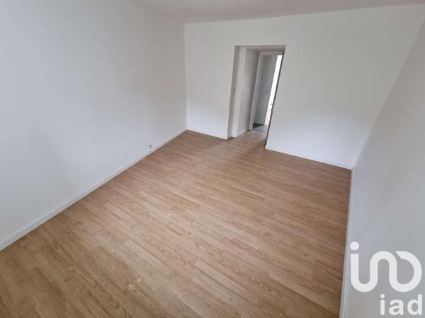 Maison de village 8 pièces de 192 m² à Thénezay (79390)