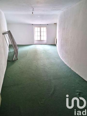 Maison de village 8 pièces de 192 m² à Thénezay (79390)