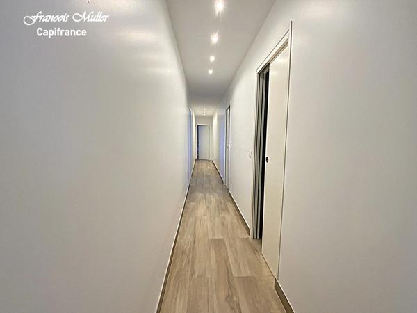 A proximité de Banon, belle Maison d'Hôtes de 268 m2 (+130 m2) en pleine campagne