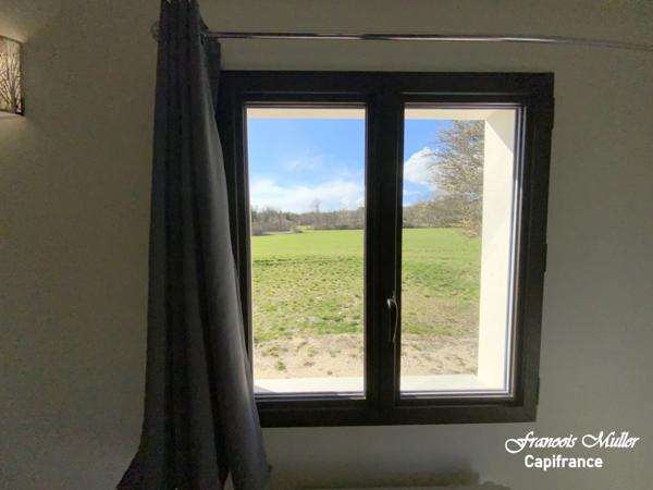 A proximité de Banon, belle Maison d'Hôtes de 268 m2 (+130 m2) en pleine campagne