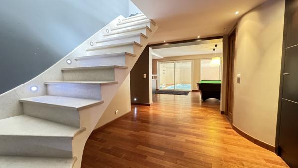 Vente Maison320 m² - 7 Pièces - DAMMARIE LES LYS (77190)