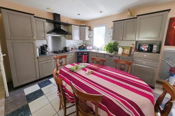 Maison à Les Sables-d'Olonne, 85100 - 4 pièces 100m²