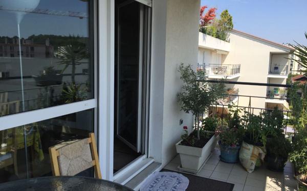 Appartement à louer    4 pièces • 91,62 m2 Tassin-la-Demi-Lune