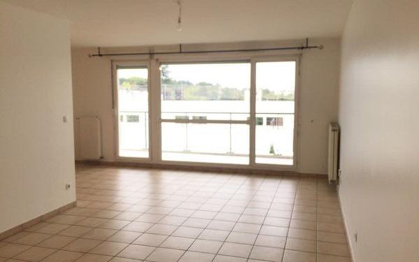 Appartement à louer    4 pièces • 91,62 m2 Tassin-la-Demi-Lune