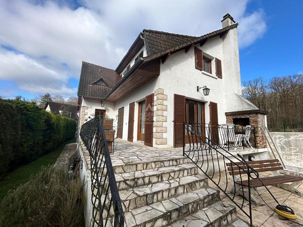 Maison Triel Sur Seine 6 pièce(s) 179 m2 €529 000 ** - Référence 1124