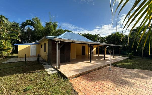 Maison à vendre    6 pièces •  Petit-Bourg