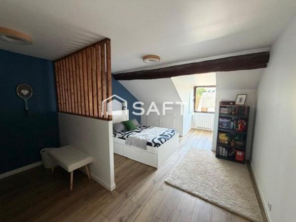 Masion atypique avec de beaux volumes 215 m2