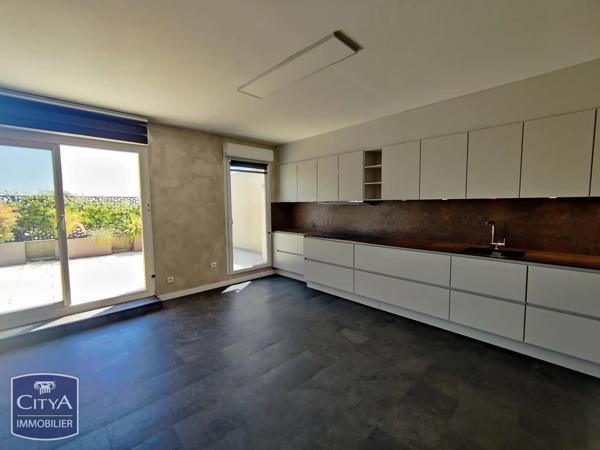 Appartement à vendre 3 pièces 69.1m² Nîmes (30000)