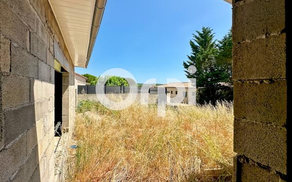 Maison à vendre    2 pièces •  Ruoms