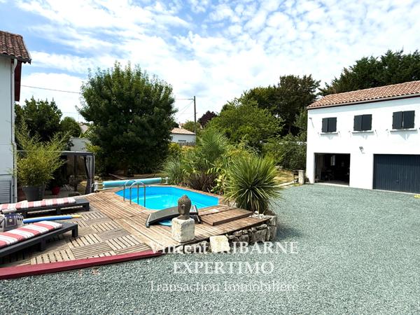 Saintes (17100) Ensemble Immobilier, 3 chambres, Studio Indépendant, Double Garage et Piscine