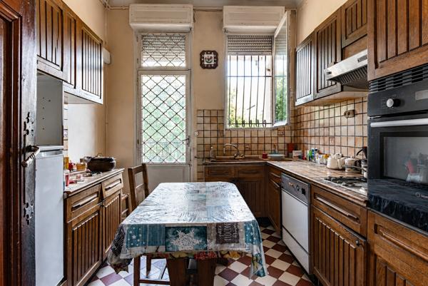 ARCHITECTURE À REVALORISER- 1930 -Maison famiale à rénover avec jardin et garage - Bordeaux