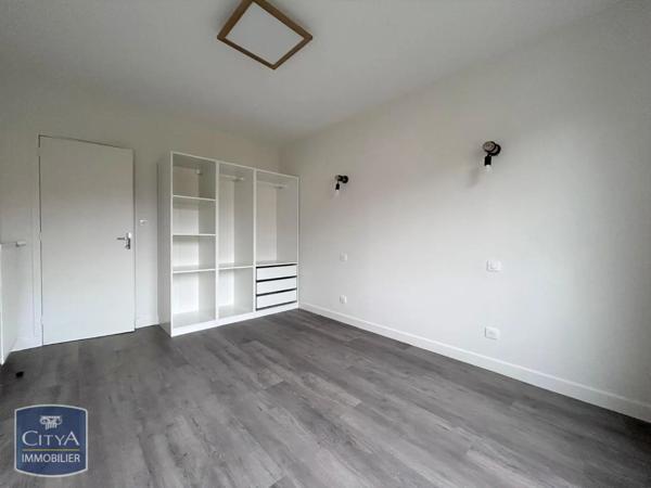 Appartement à louer 3 pièces 75.44m²