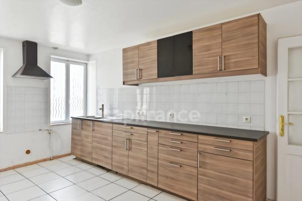 Maison à fort potentiel – Habitation, activité professionnelle ou investissement – Tourcoing– 140 m², 179 000 € HAI