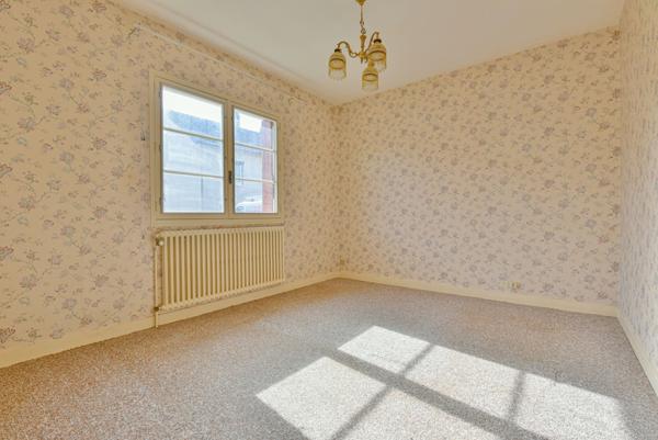 Maison 4 pièces - 90 m² Exclusivité efficity