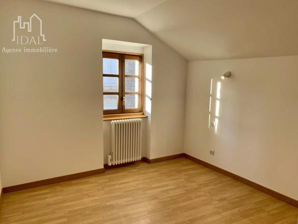 Location                                                      Appartement
                        
                     3 pièces                      87 m2                     à Sévérac-d'Aveyron