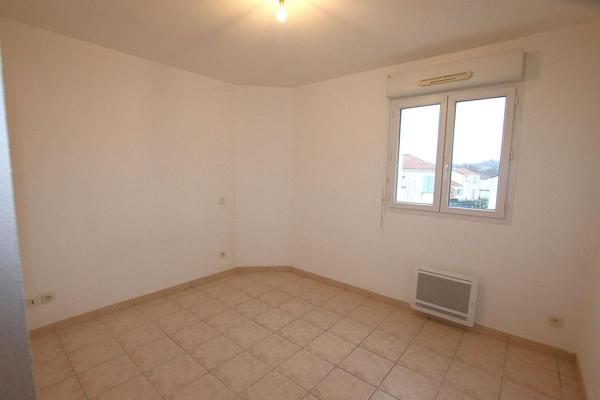 Appartement T3 de 70 m2 avec terrasse + parkings