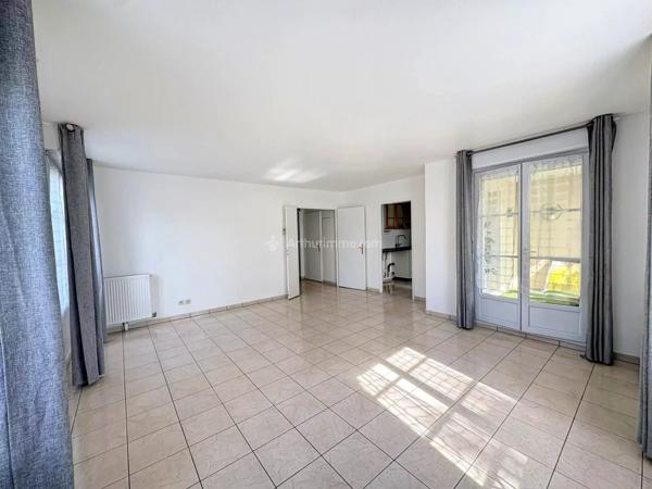 Vente Appartement 3 pièces 64 m2 à Serris