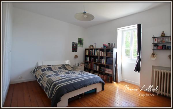 Maison à vendre 11 pièces PITHIVIERS (45), 265m², 5 chambres, séjour 45m², piscine, garage, parc arboré de 2500m², sous-sol