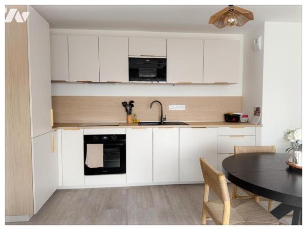 Appartement de type 3 avec stationnement