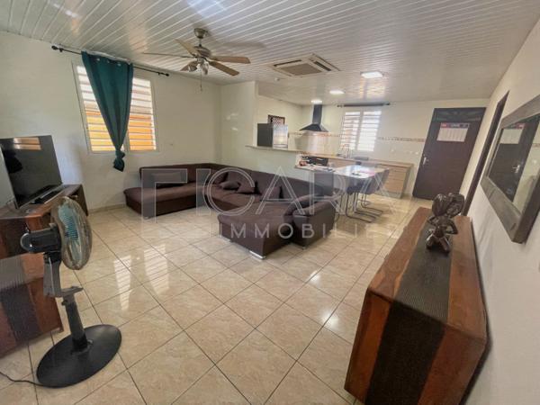 Location Maison 5 Pièce(s) MACOURIA (97355) 1 905 €