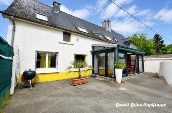 Maison de caractère 120 m² – 5 chambres – Dépendance 50 m² – Proche Rennes