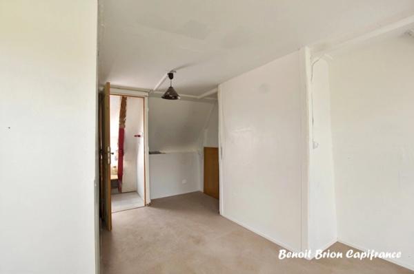 Maison de caractère 120 m² – 5 chambres – Dépendance 50 m² – Proche Rennes