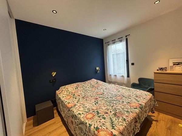 Magnifique 3 pièces contemporain avec terrasse, jardin et dépendances dans un envrionnement bucolique