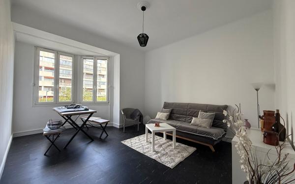 Appartement à louer    4 pièces •  Perpignan