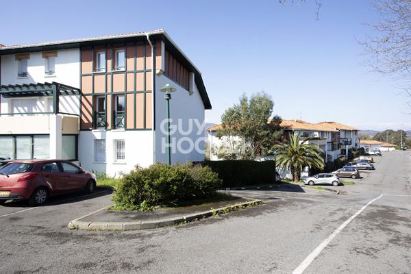 JOLI 2 PIECES AVEC CAVE ET PARKING