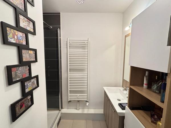 Appartement à vendre 77m² 4 pièces à MASSY (91) quartier Atlantis, à 100m de Massy-Palaiseau