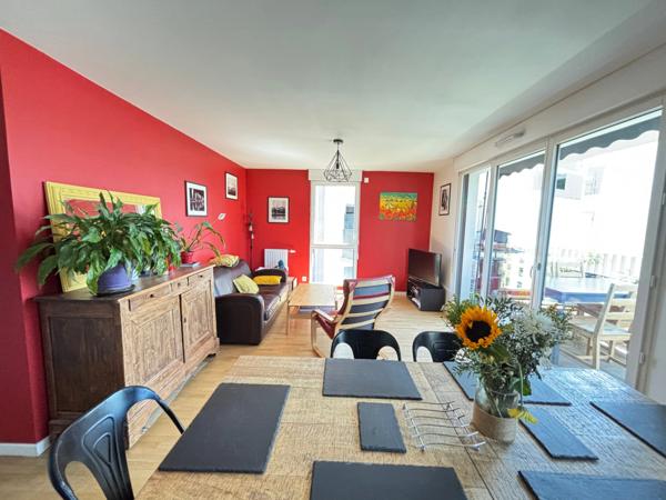 Appartement à vendre 77m² 4 pièces à MASSY (91) quartier Atlantis, à 100m de Massy-Palaiseau