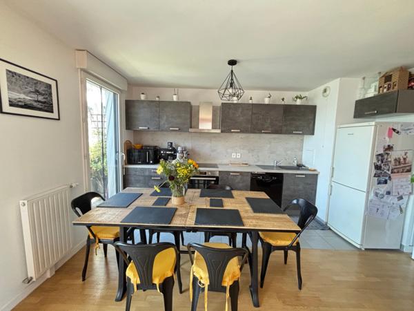 Appartement à vendre 77m² 4 pièces à MASSY (91) quartier Atlantis, à 100m de Massy-Palaiseau