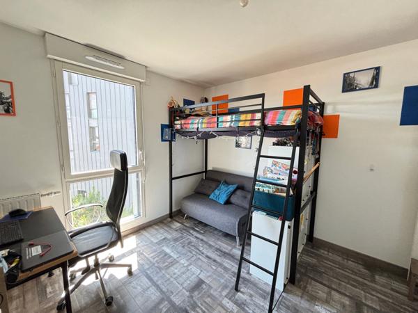 Appartement à vendre 77m² 4 pièces à MASSY (91) quartier Atlantis, à 100m de Massy-Palaiseau