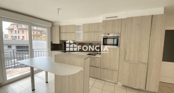 Location Appartement 3 pièces 83.65 m² - Thonon-les-bains 74200
