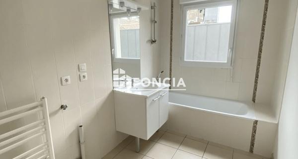 Location Appartement 3 pièces 83.65 m² - Thonon-les-bains 74200