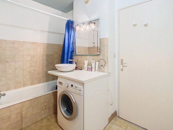 Appartement à vendre 3 pièces AMBILLY (74)