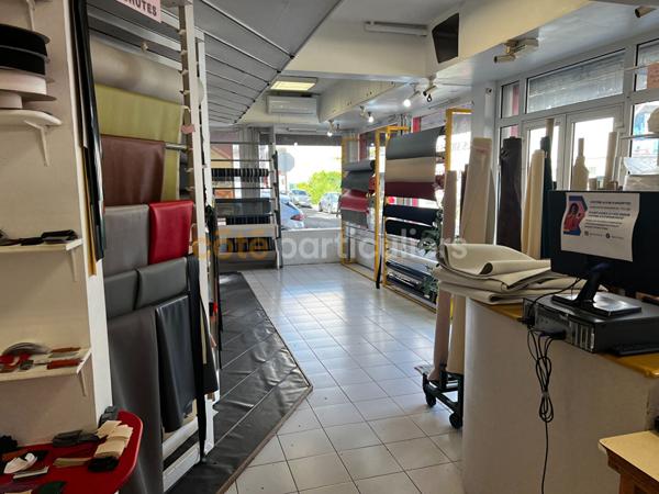 Vente Local commercial96,39 m² - 2 Pièces - POINTE A PITRE (97110)