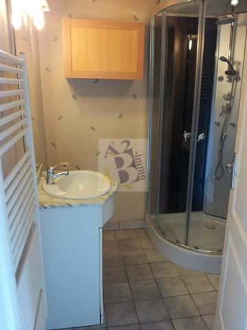 Location maison de village Brie (16590), 78.11m² avec 5 pièce(s) dont 2 chambre(s). Agence Allard Brimeaud